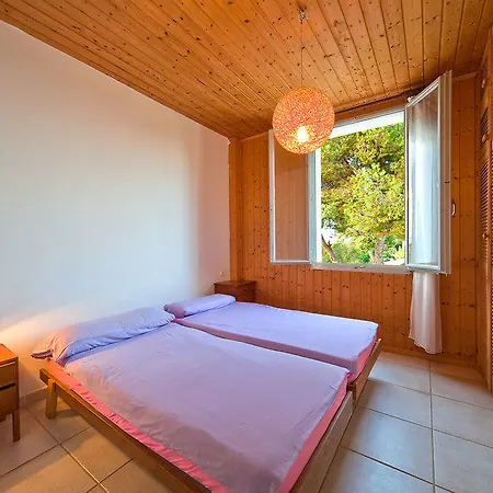 108b - Two Bedroom Hotel 2*